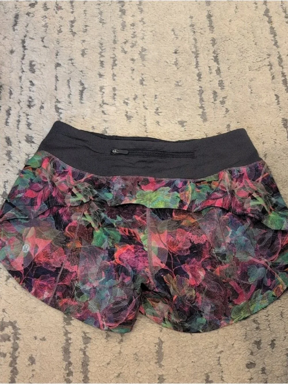 Lululemon Speed Up Mid-Rise Lined Short 4